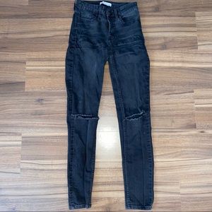 Black Guess jeans